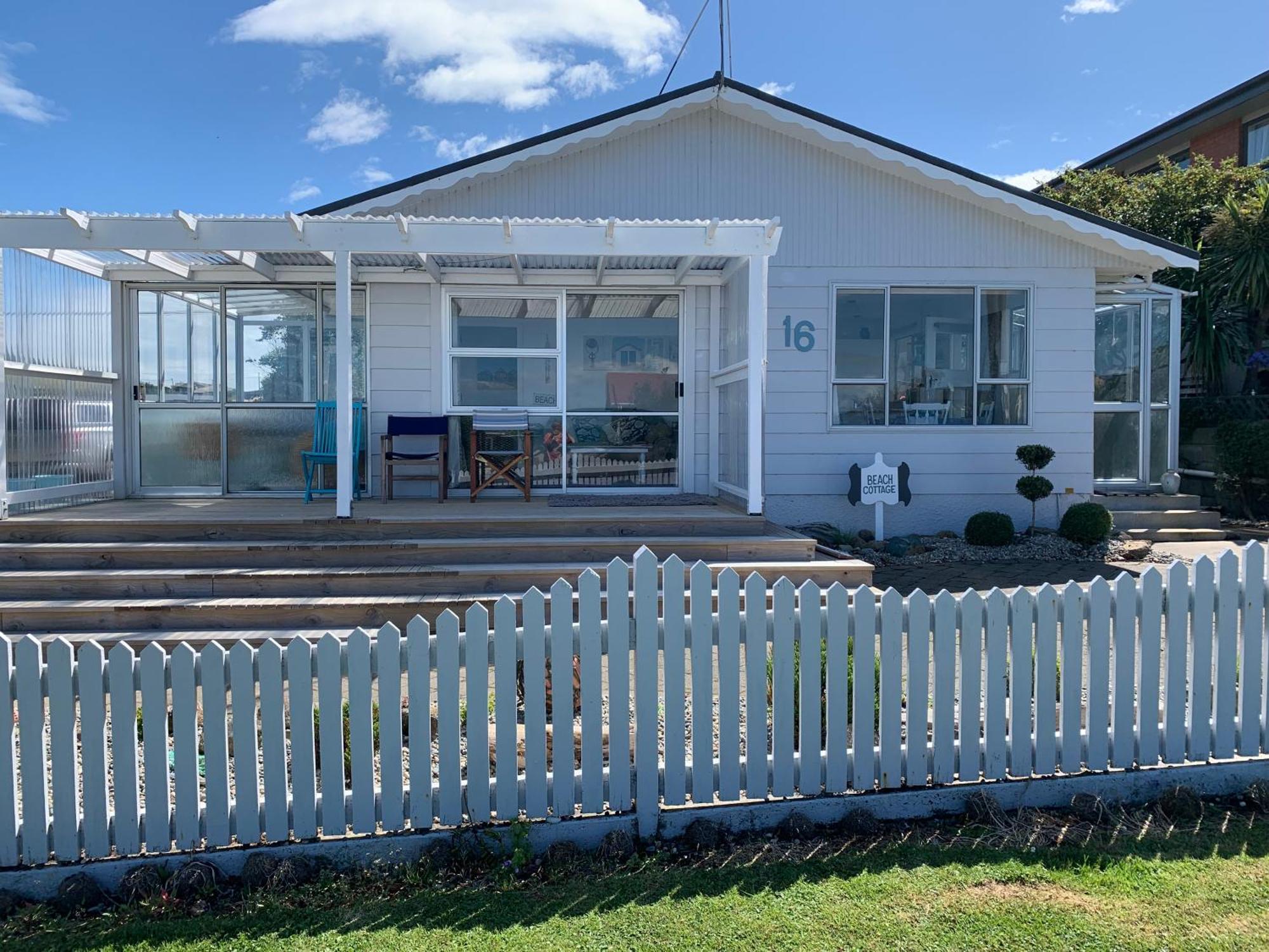Beach Cottage - A Cosy Beach Cottage Charmer Riverton Экстерьер фото